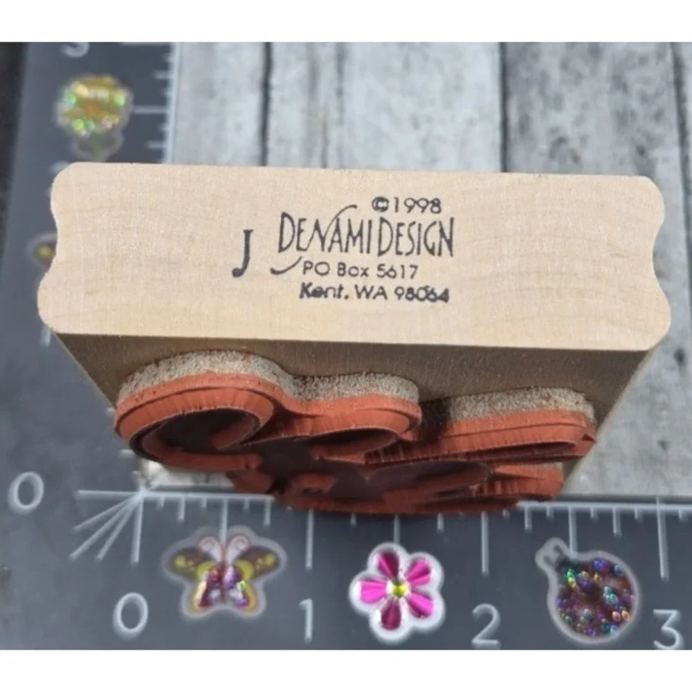 DeNami Design Dove Bird Flying Outline 1998 Rubber Stamp Wood #Q40